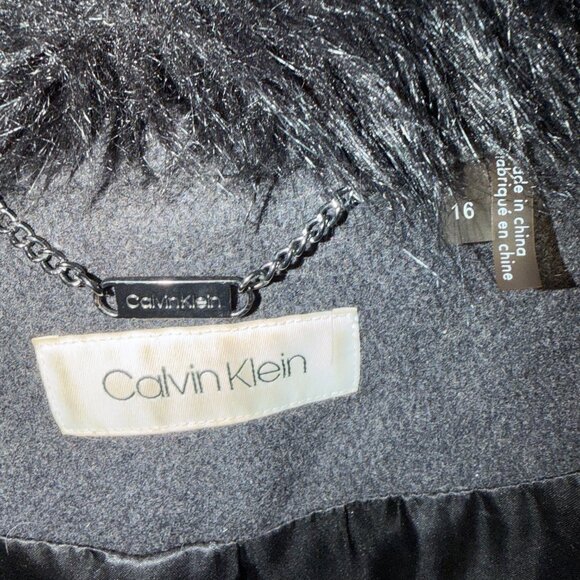 Calvin Klein Faux-Fur-Collar Coat | Size 16 - Picture 9 of 9